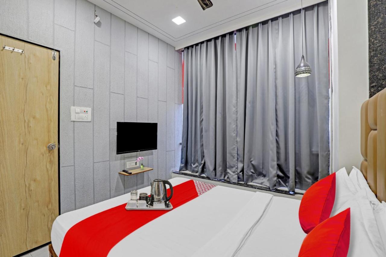 Hotel O Royal Orbit Сурат Экстерьер фото