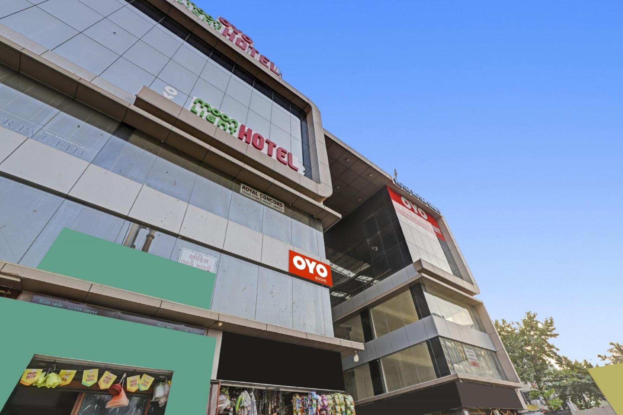 Hotel O Royal Orbit Сурат Экстерьер фото